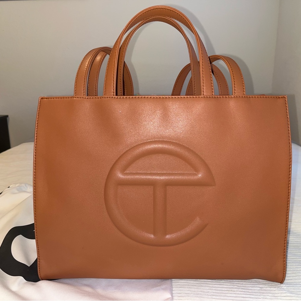 Telfar Shopping Bag - Medium Tan